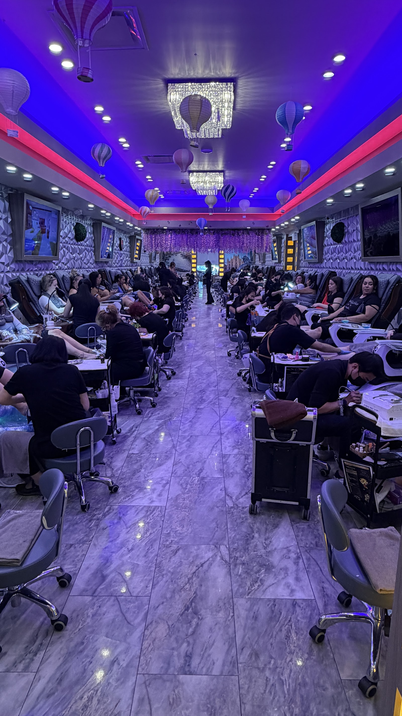 Pedicure suite